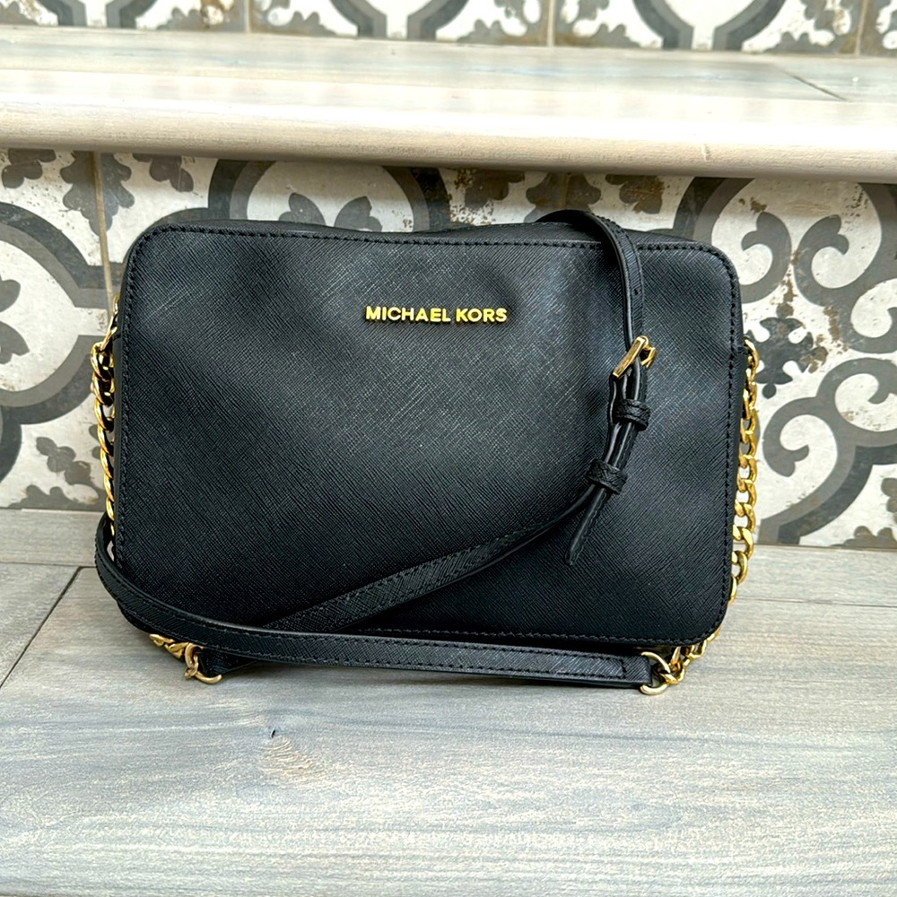 Michael Kors Saffiano Leather crossbody bag